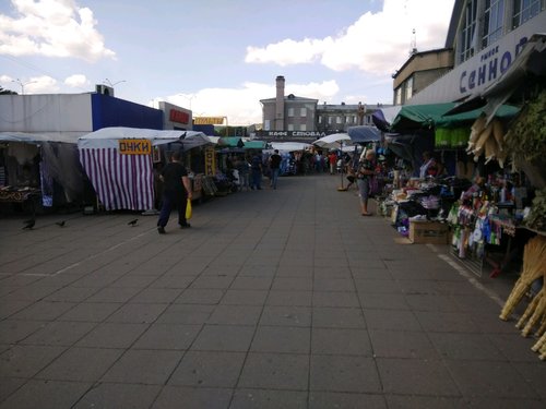 Shopping mall Sennoy rynok, Saratov, photo