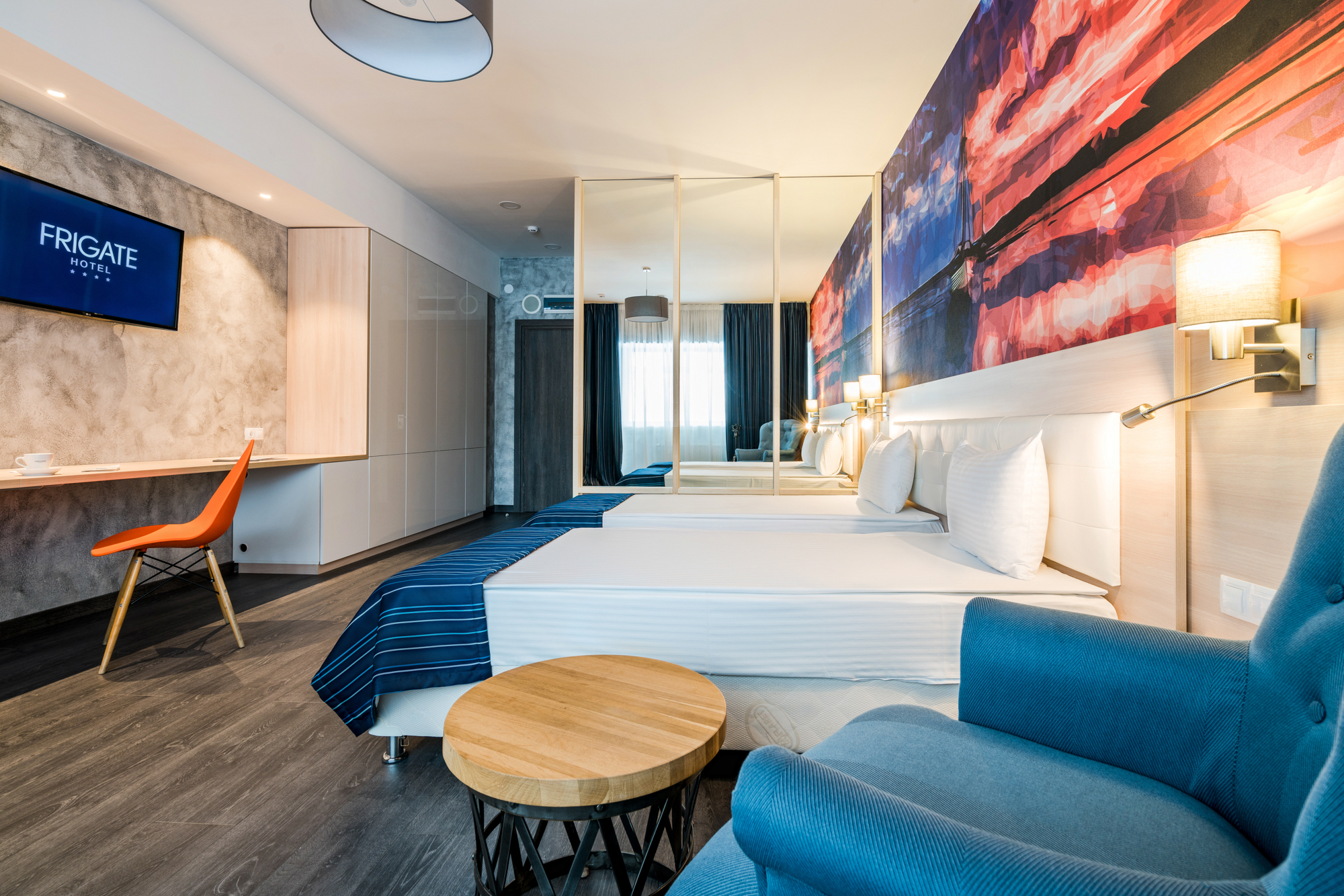 Фото Фрегат