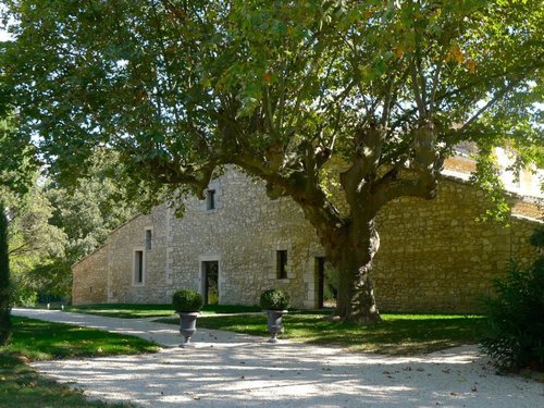 Гостиница Mas Château Blanc в Авиньоне