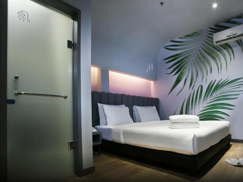 Фото Отель Bobotel Gatot Subroto Medan