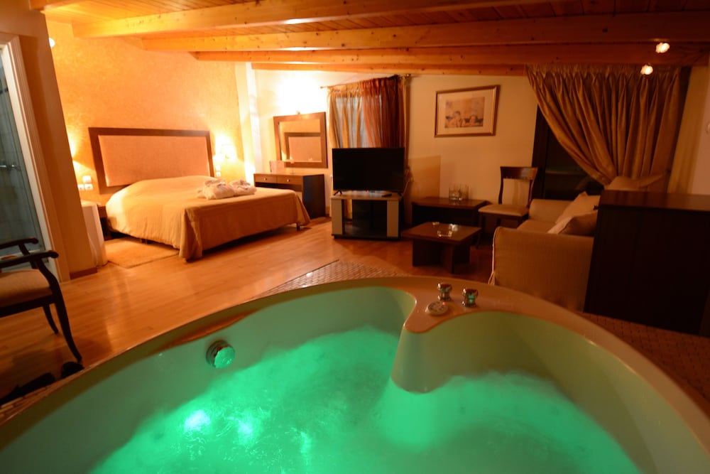 Фото Hotel Chris