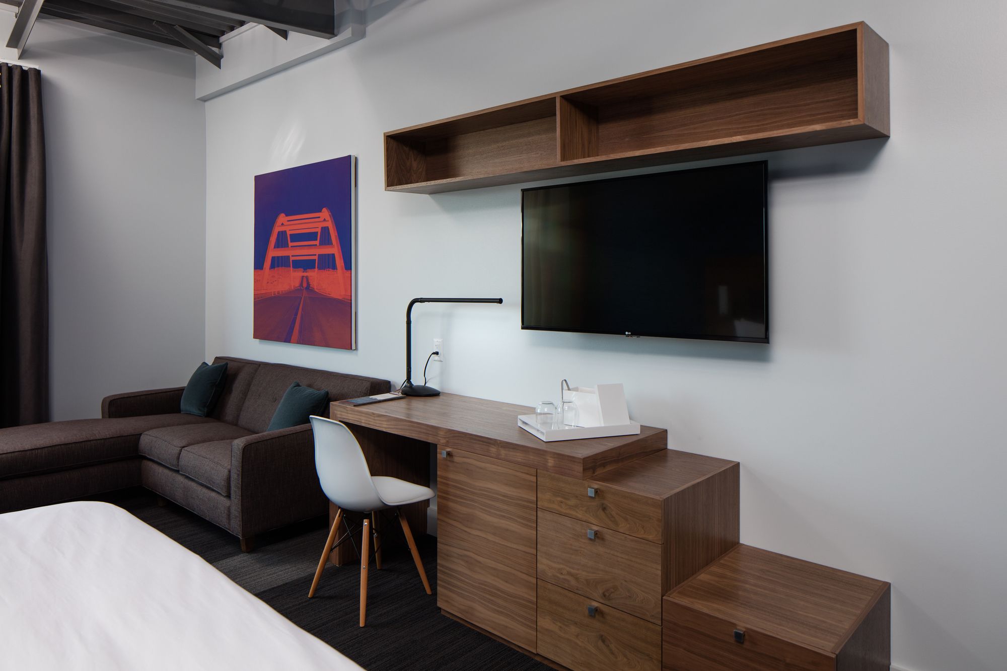 Фото The Frances Modern Inn