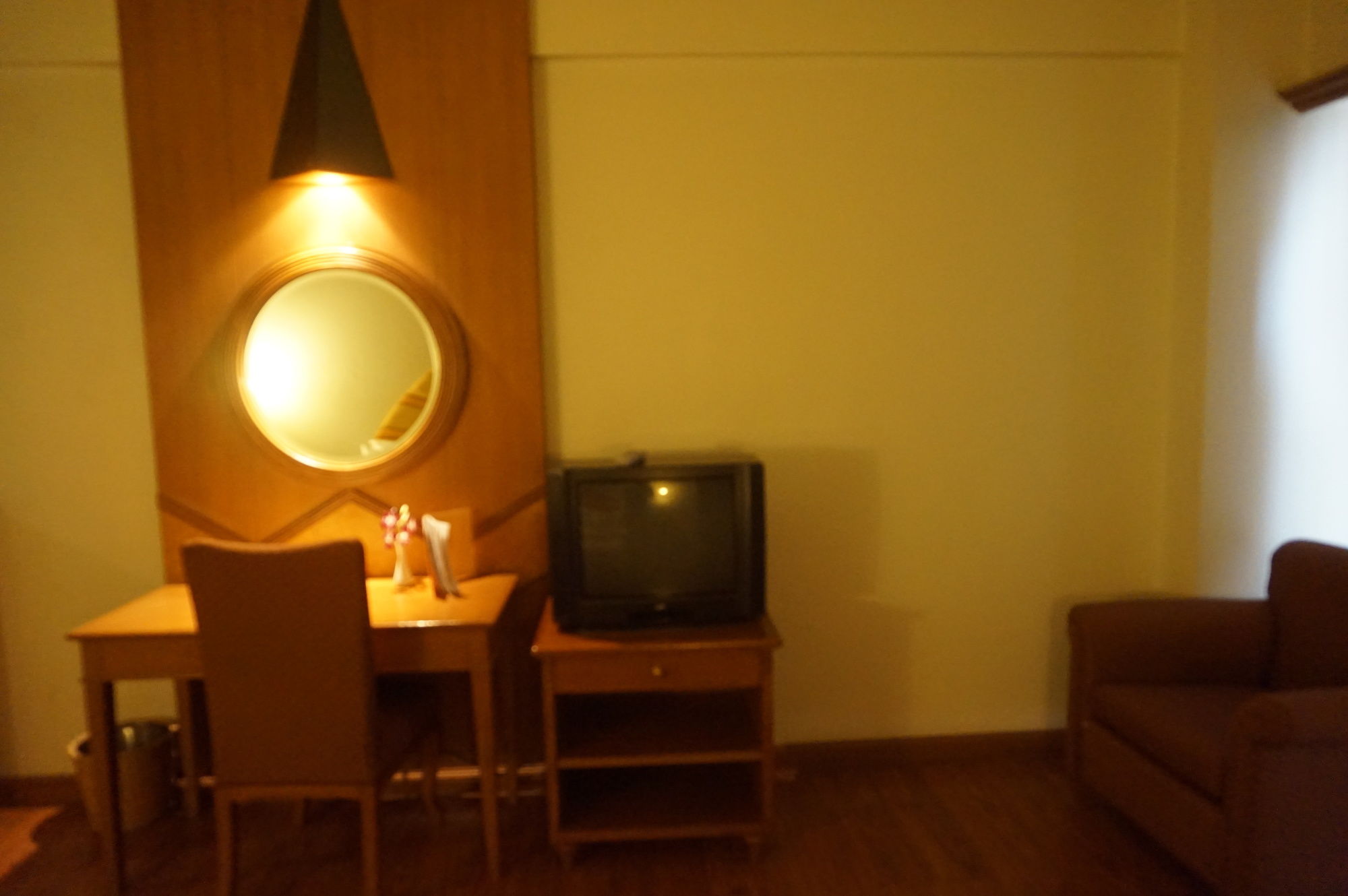 Фото Ban Chiang Hotel