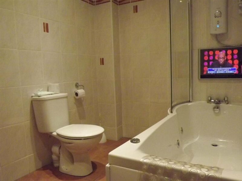 Фото Glazert Country House Hotel