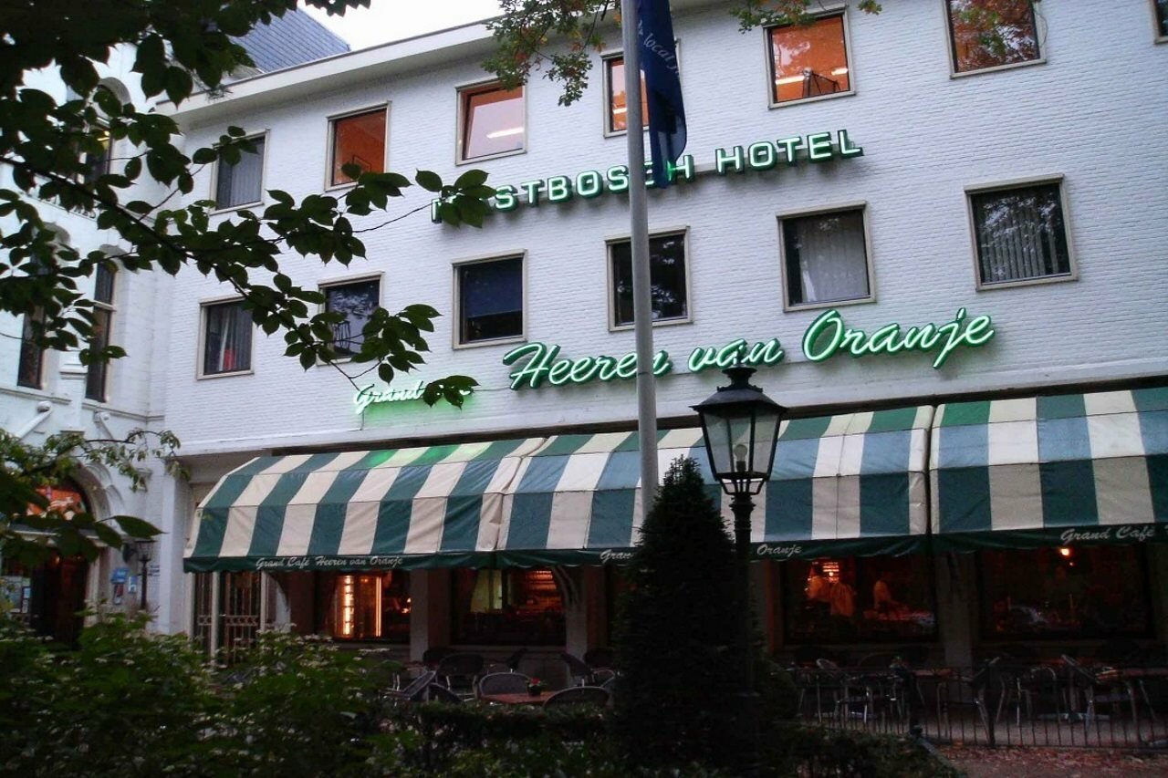 Фото Hotel Mastbosch Breda