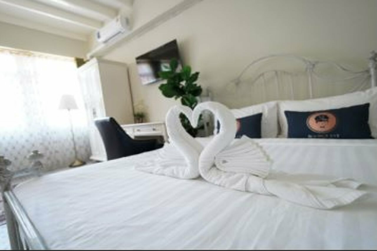 Фото 2499 Heritage Chinatown Bangkok Hotel by RoomQuest