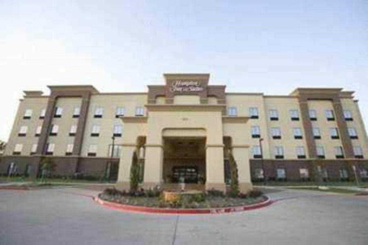 Фото Hampton Inn & Suites Dallas-DeSoto