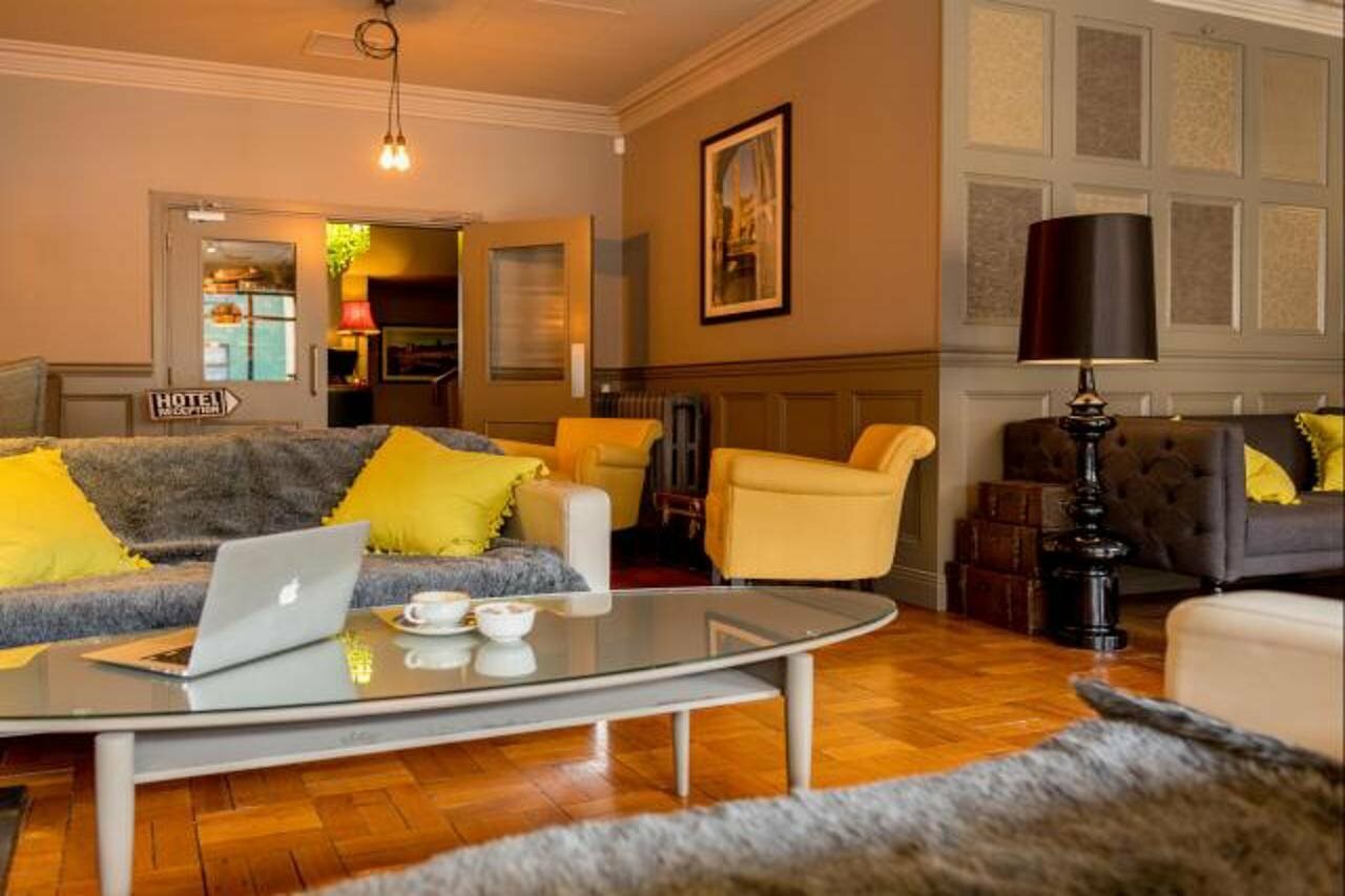 Фото Kilkenny Inn Hotel