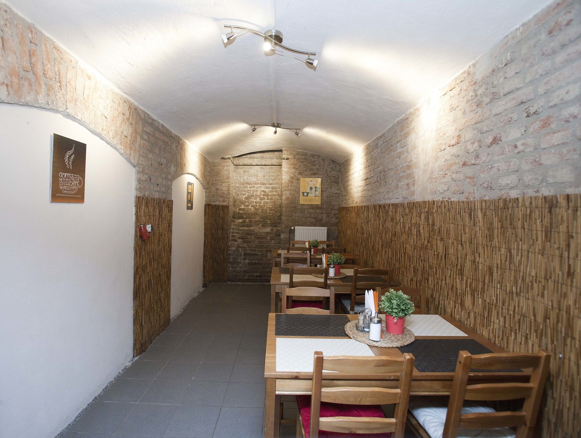 Фото Апартаменты DownTown Suites Kodaňská