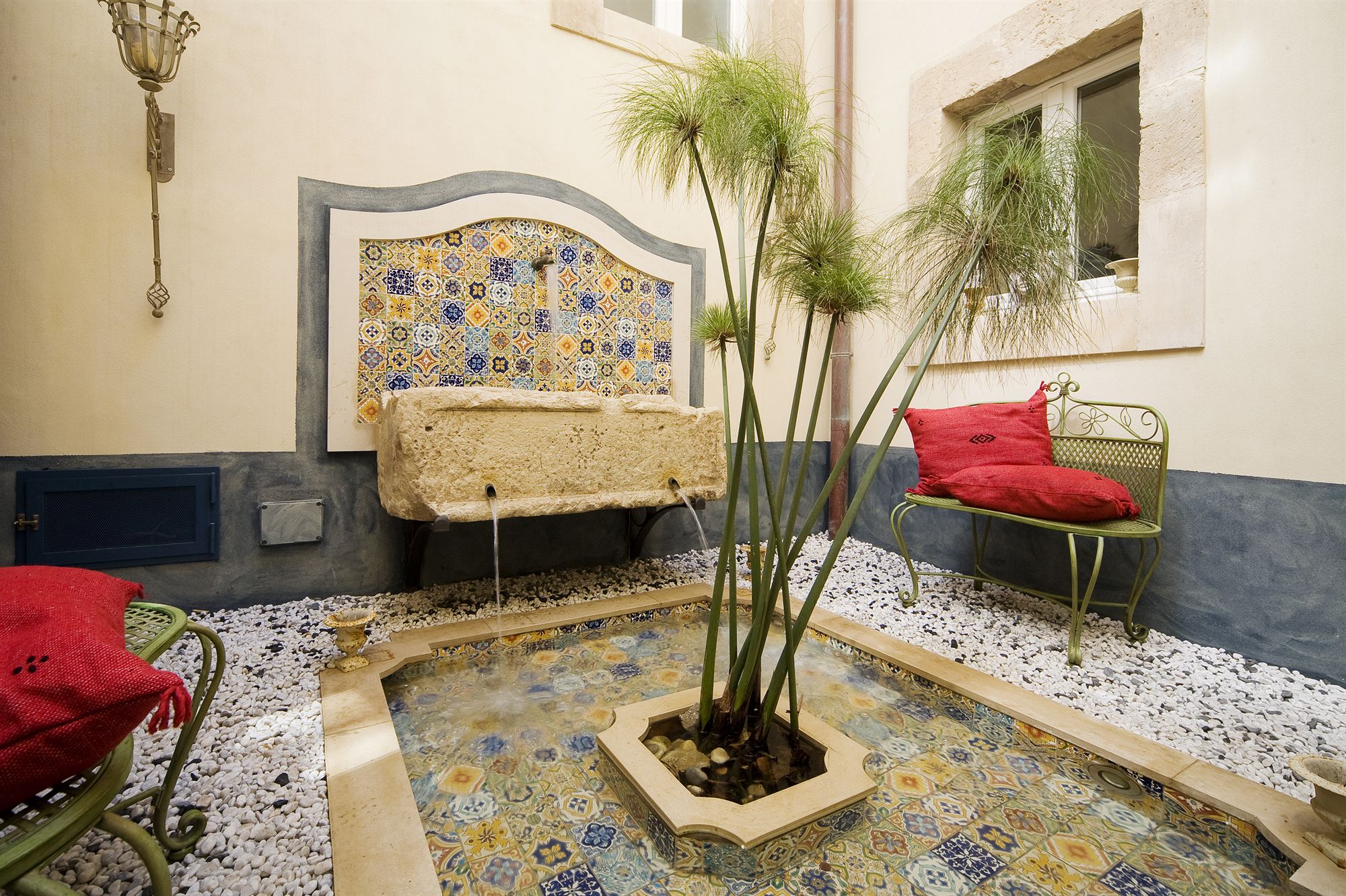 Фото Algila' Ortigia Charme Hotel