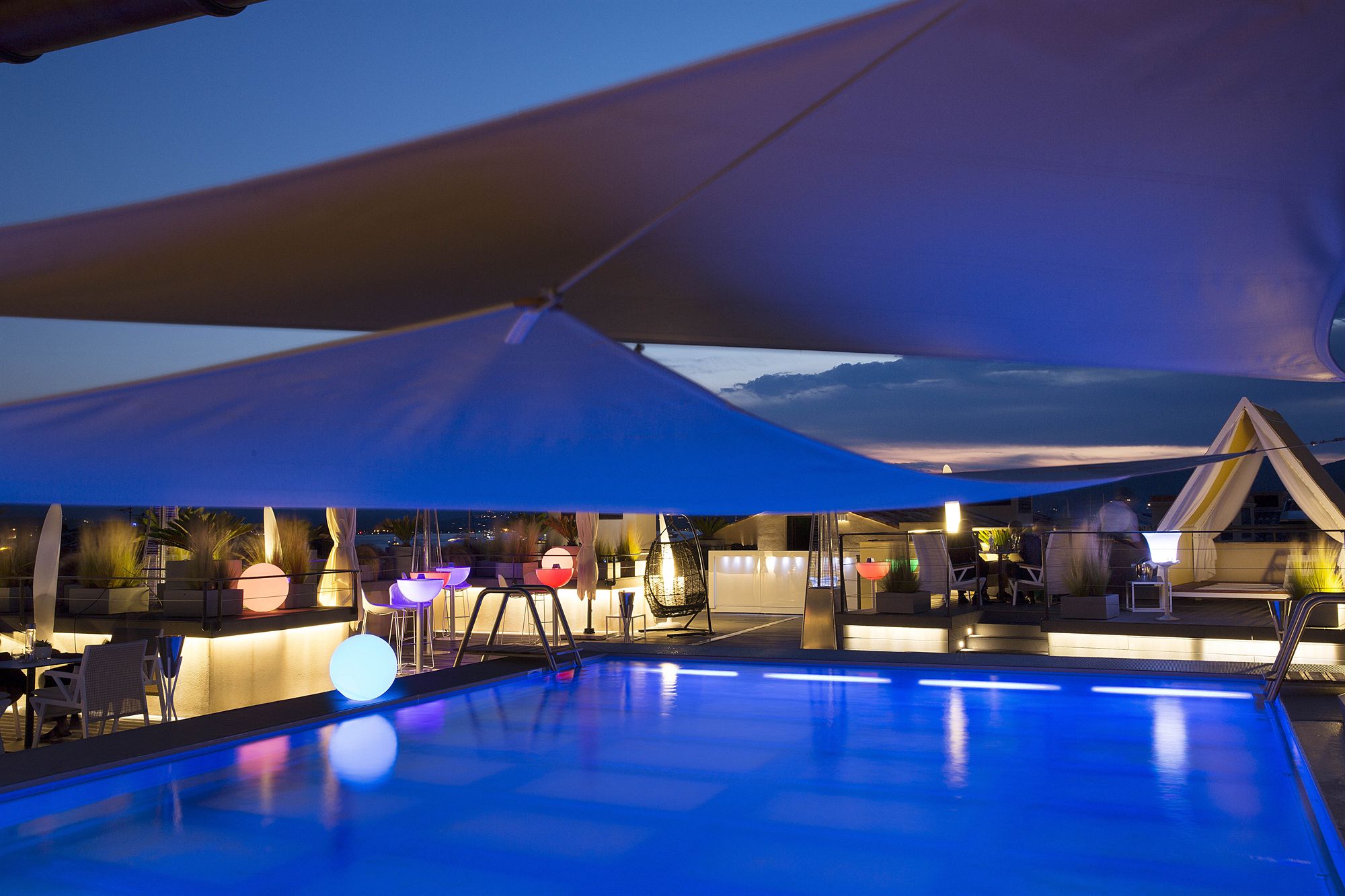 Фото Hotel de Paris Saint Tropez