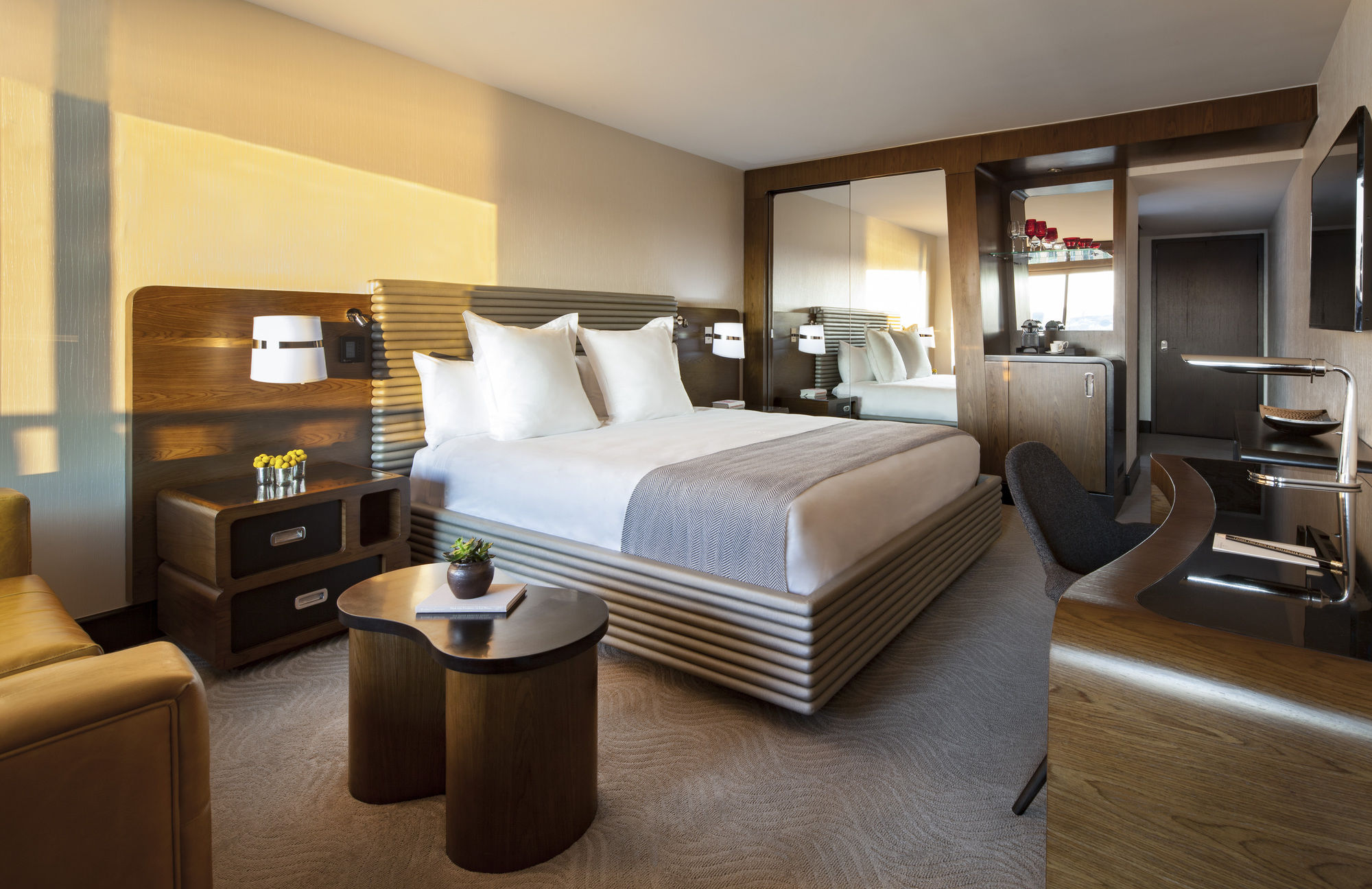 Фото The Watergate Hotel