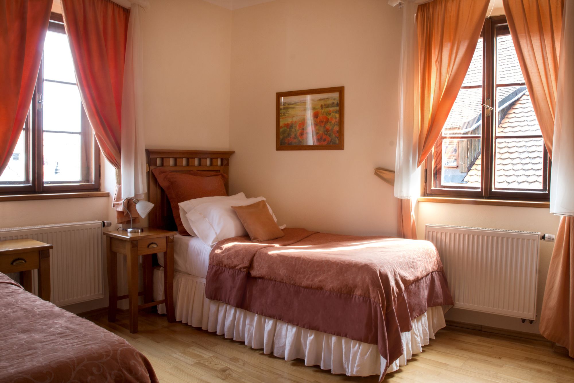 Фото Castle View Apartments