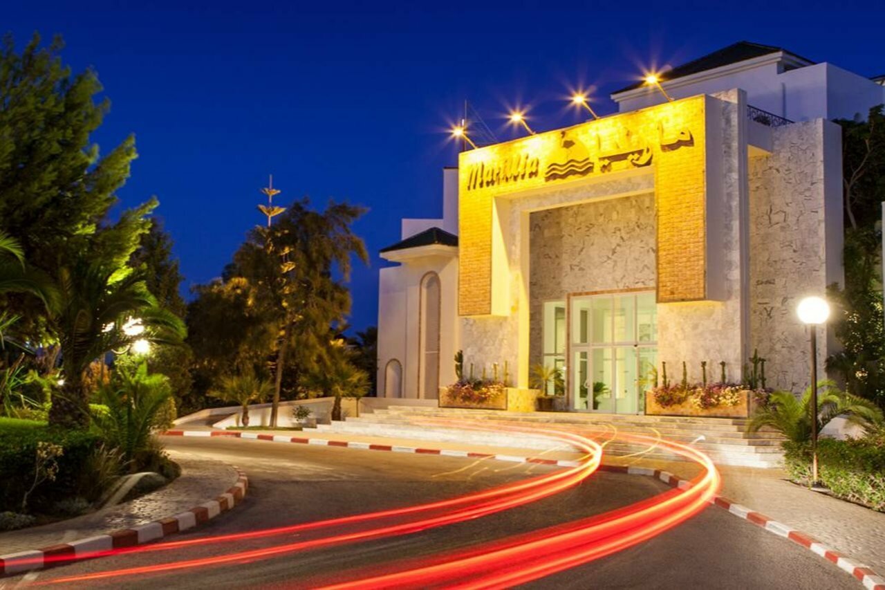 Фото отеля 2