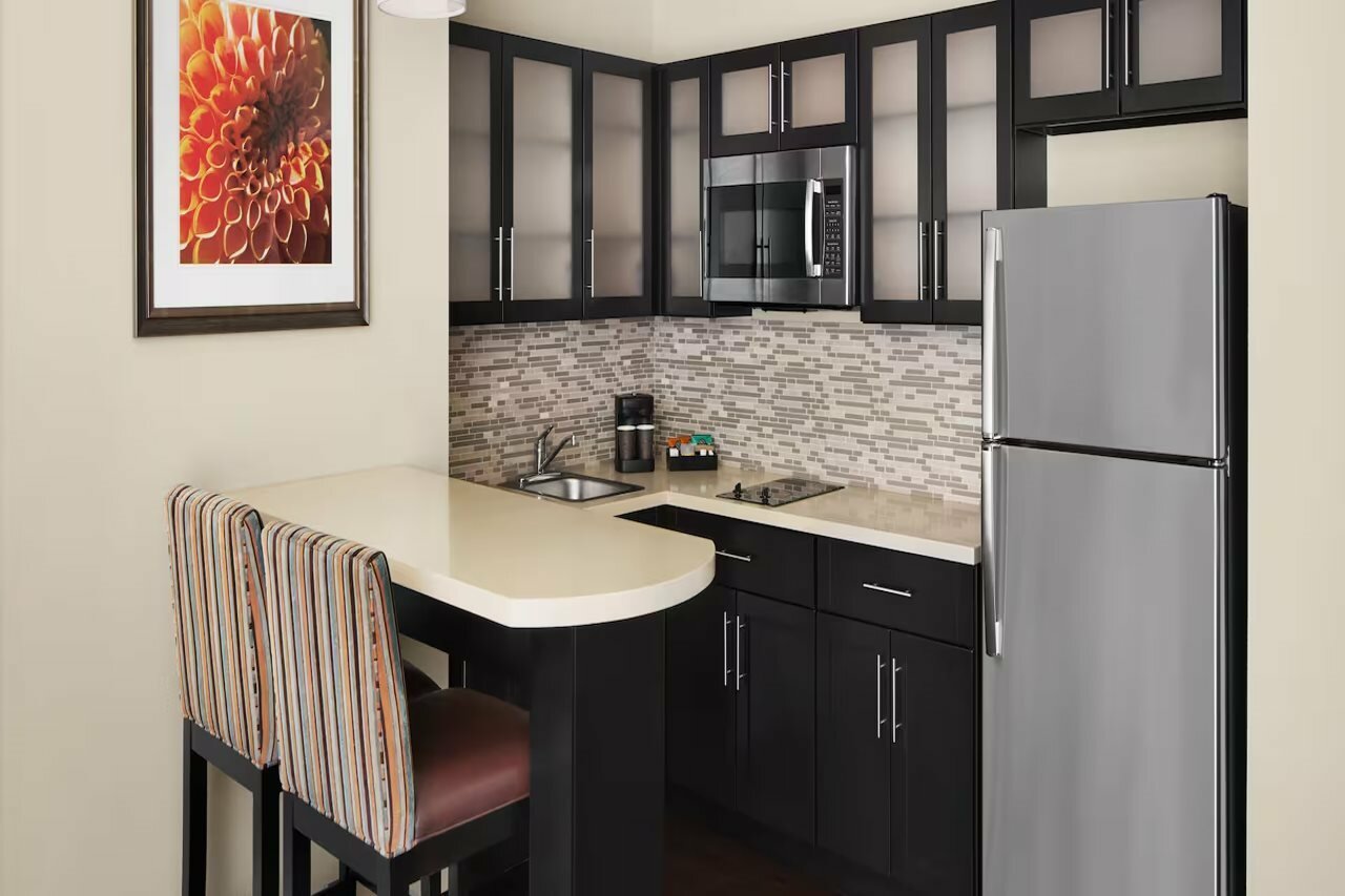 Фото Hampton Inn & Suites Cathedral City