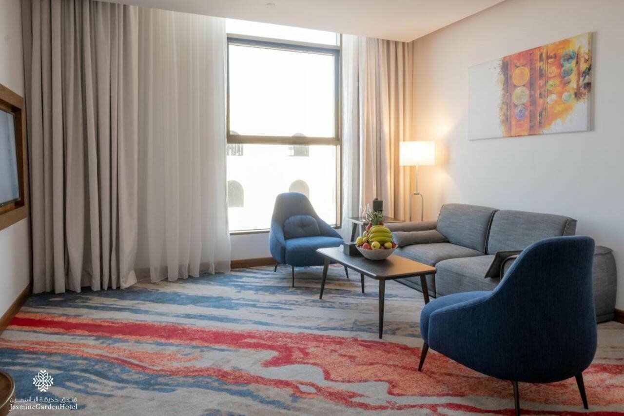 Фото Jasmine Garden Hotel