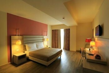 Гостиница Turin Airport Hotel