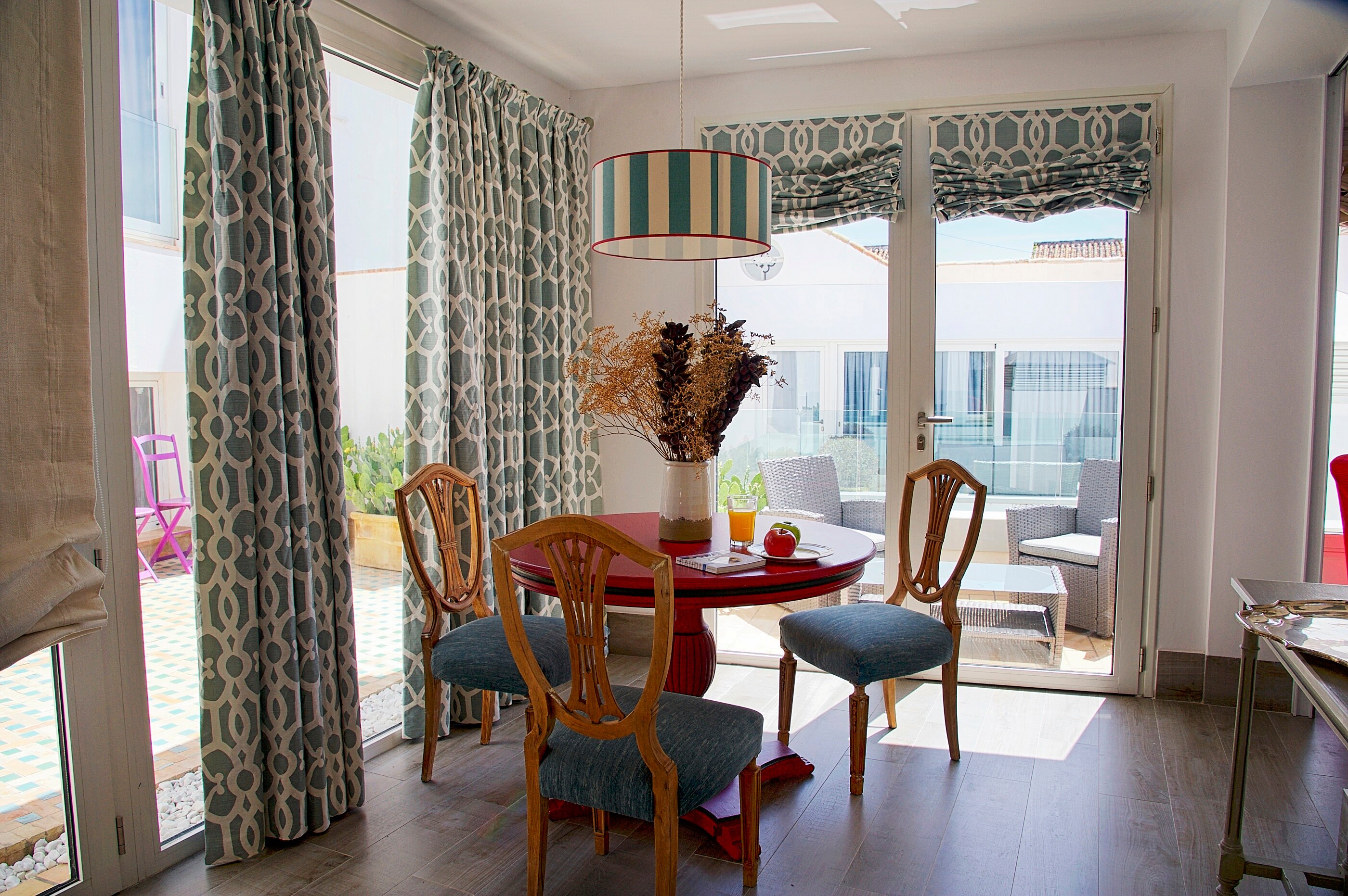 Фото Overland Suites Catedral