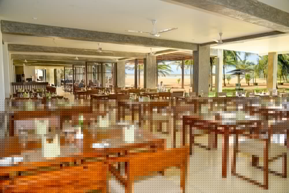 Фото Goldi Sands Hotel