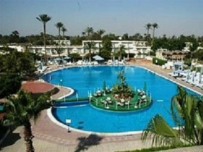Гостиница Pyramids Park Resort Cairo