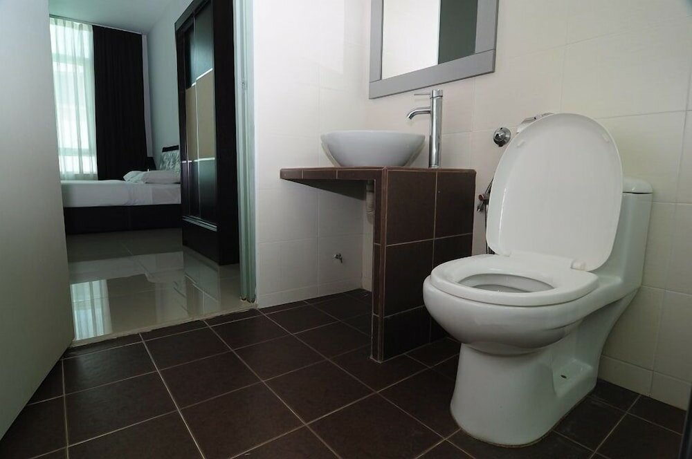 Фото D'Embassy Serviced Residence Suites