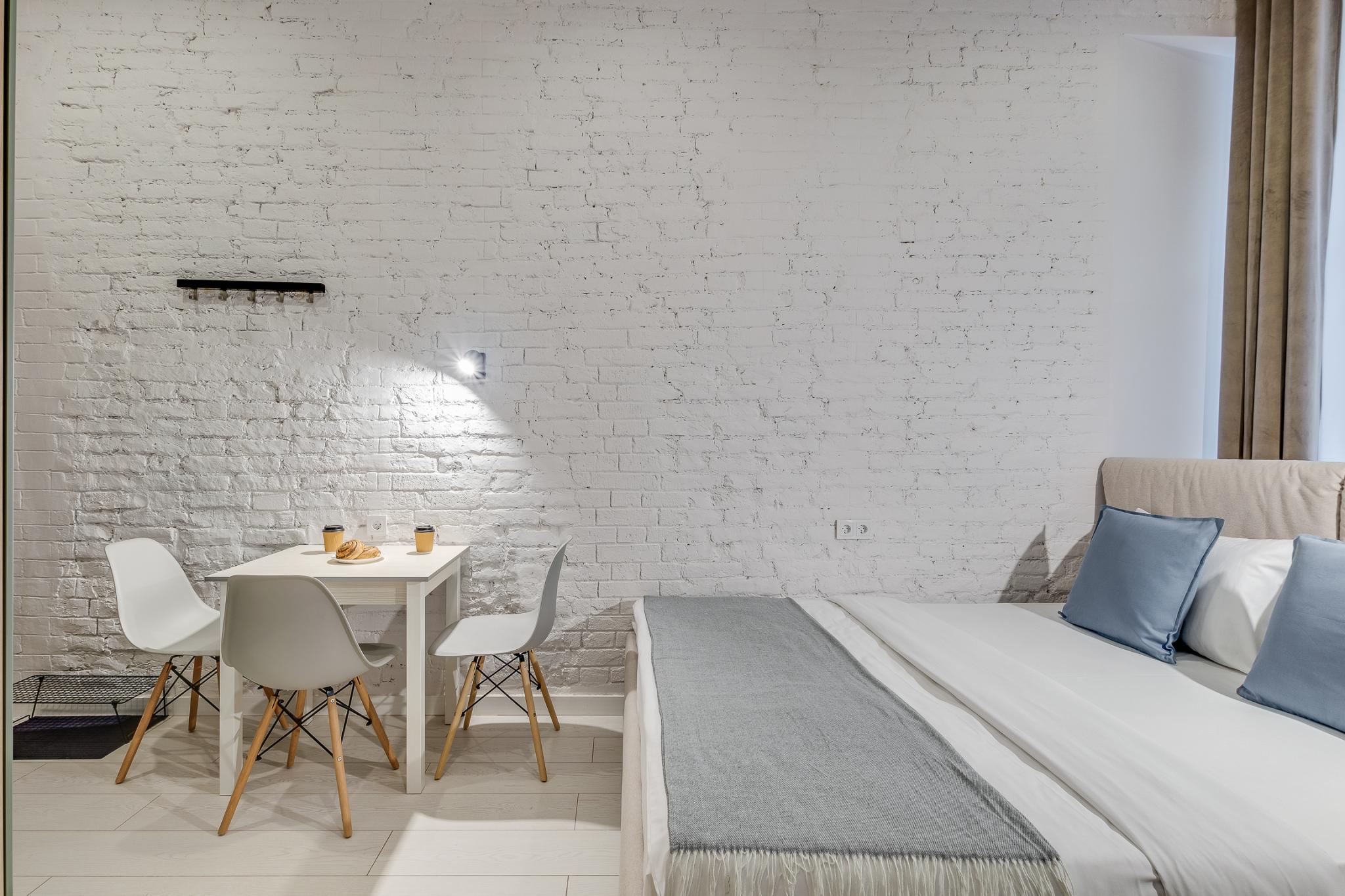 Фото Arlo Ломоносова