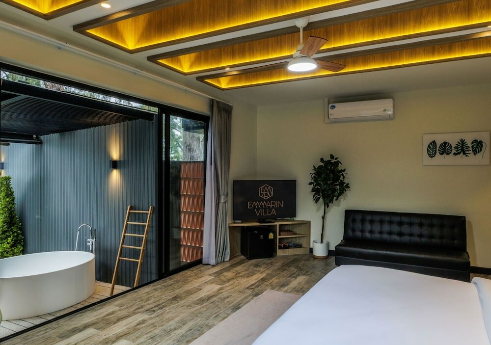 Фото Emmarin Villa