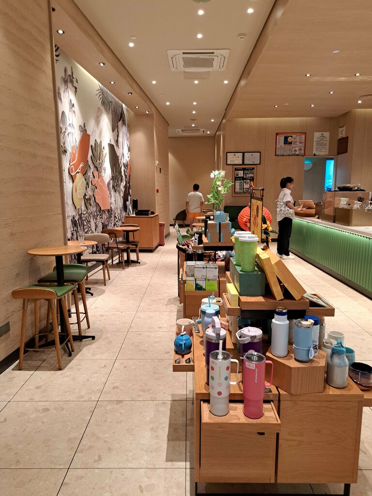 Coffee shop Starbucks, Sanya, photo