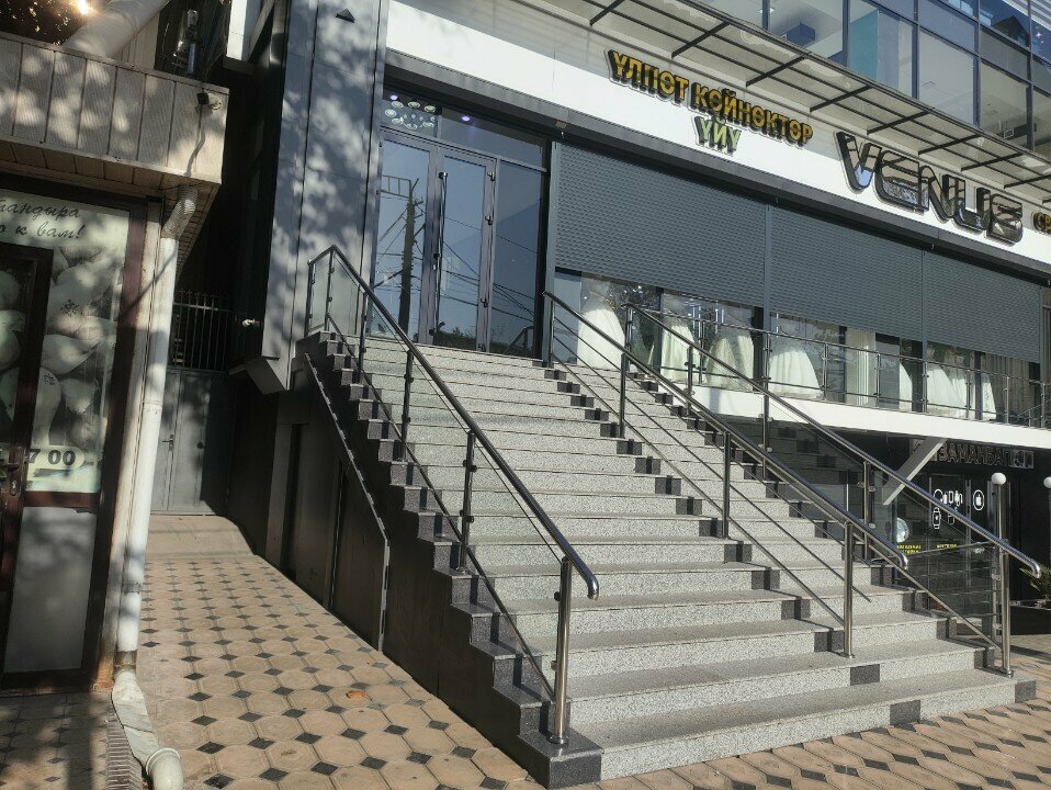 Bar, pub Elitto, Osh, photo