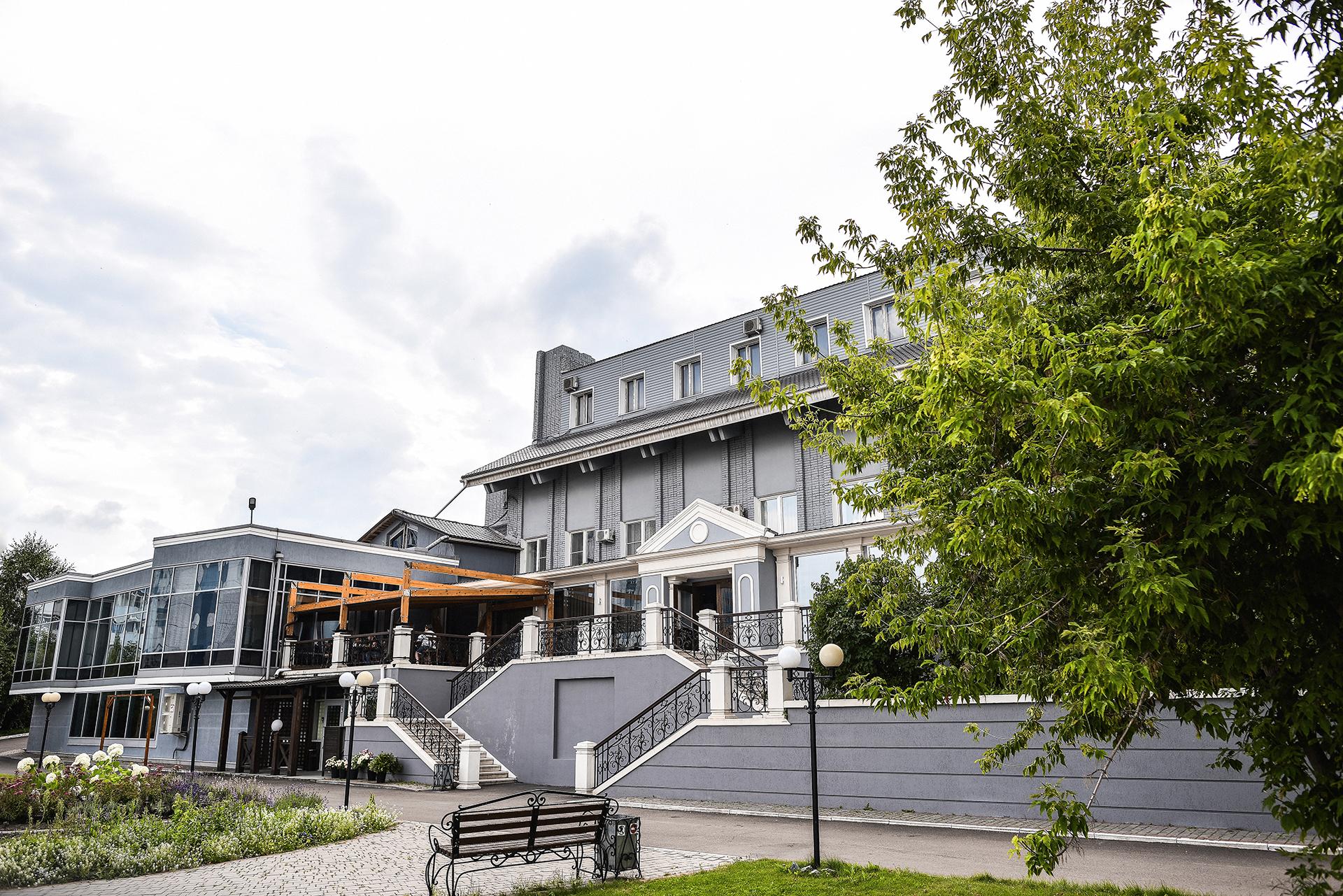 Фото отеля 1