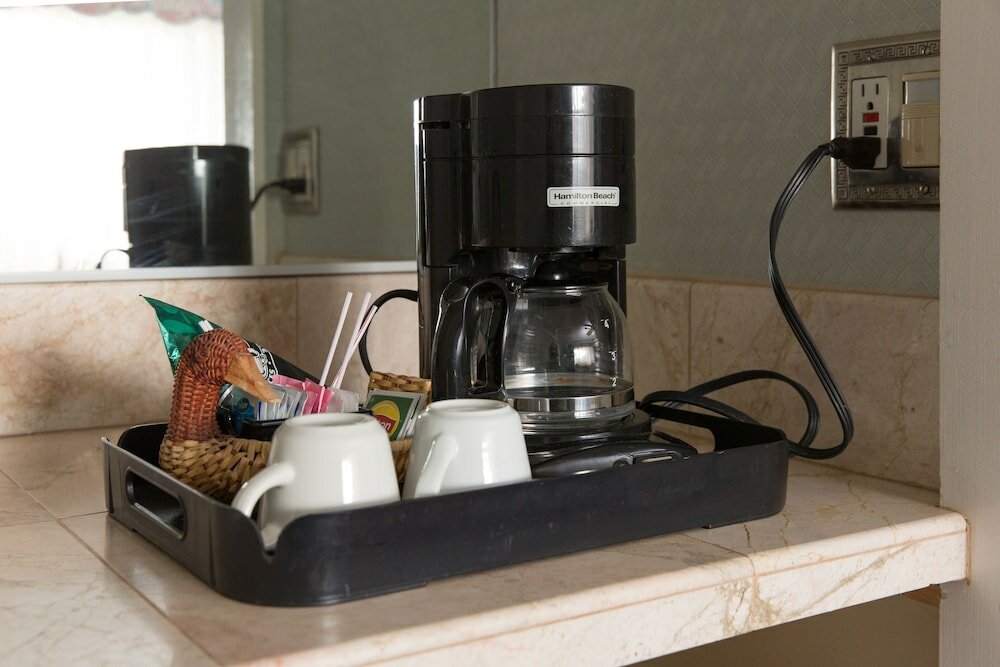 Фото Carmel Inn And Suites