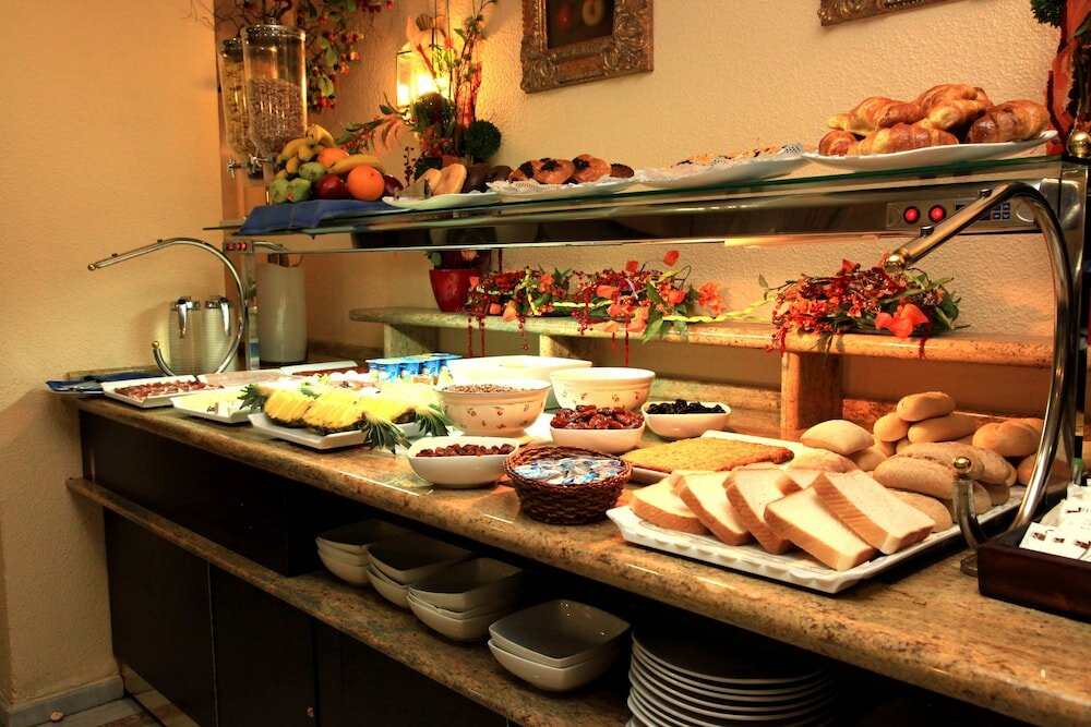 Фото Hotel Cervantes