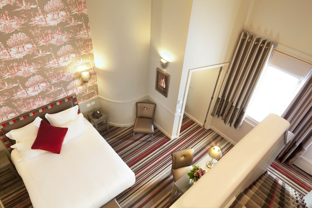 Фото Hotel des Comedies