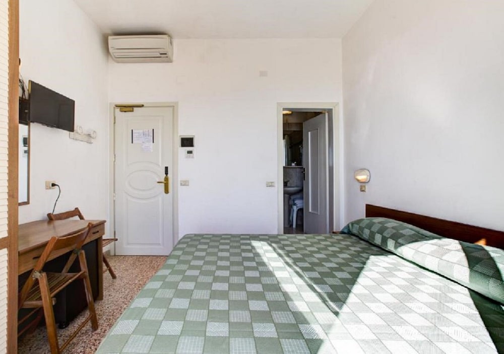 Фото Hotel Atlas