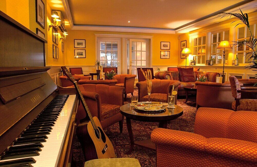 Фото Hôtel Restaurant La Matelote