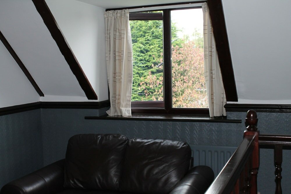 Фото Oak Farm Hotel