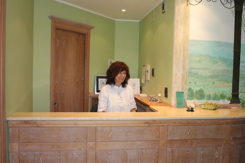 Фото Hotel Cladan