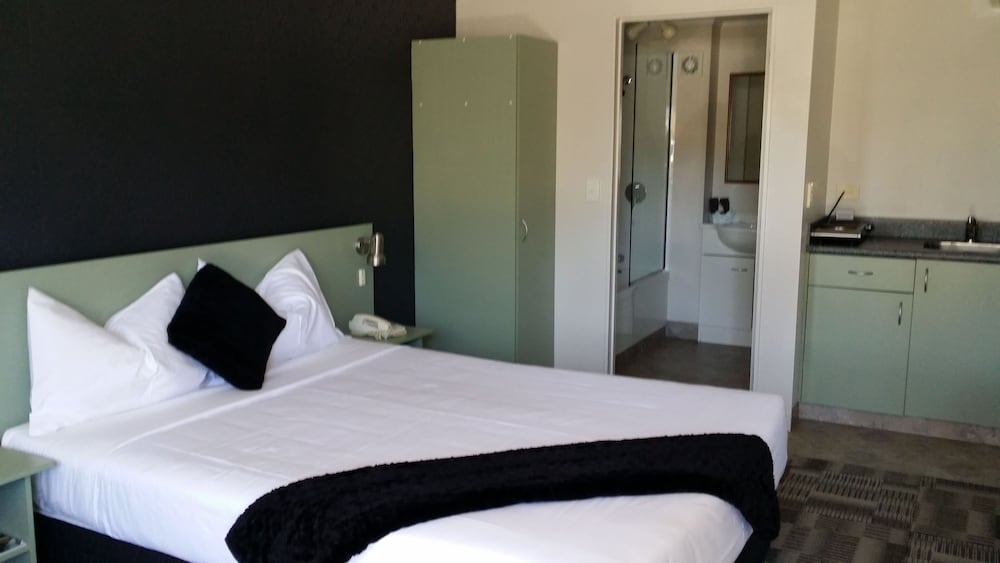 Фото Abode on Courtenay Motor Inn