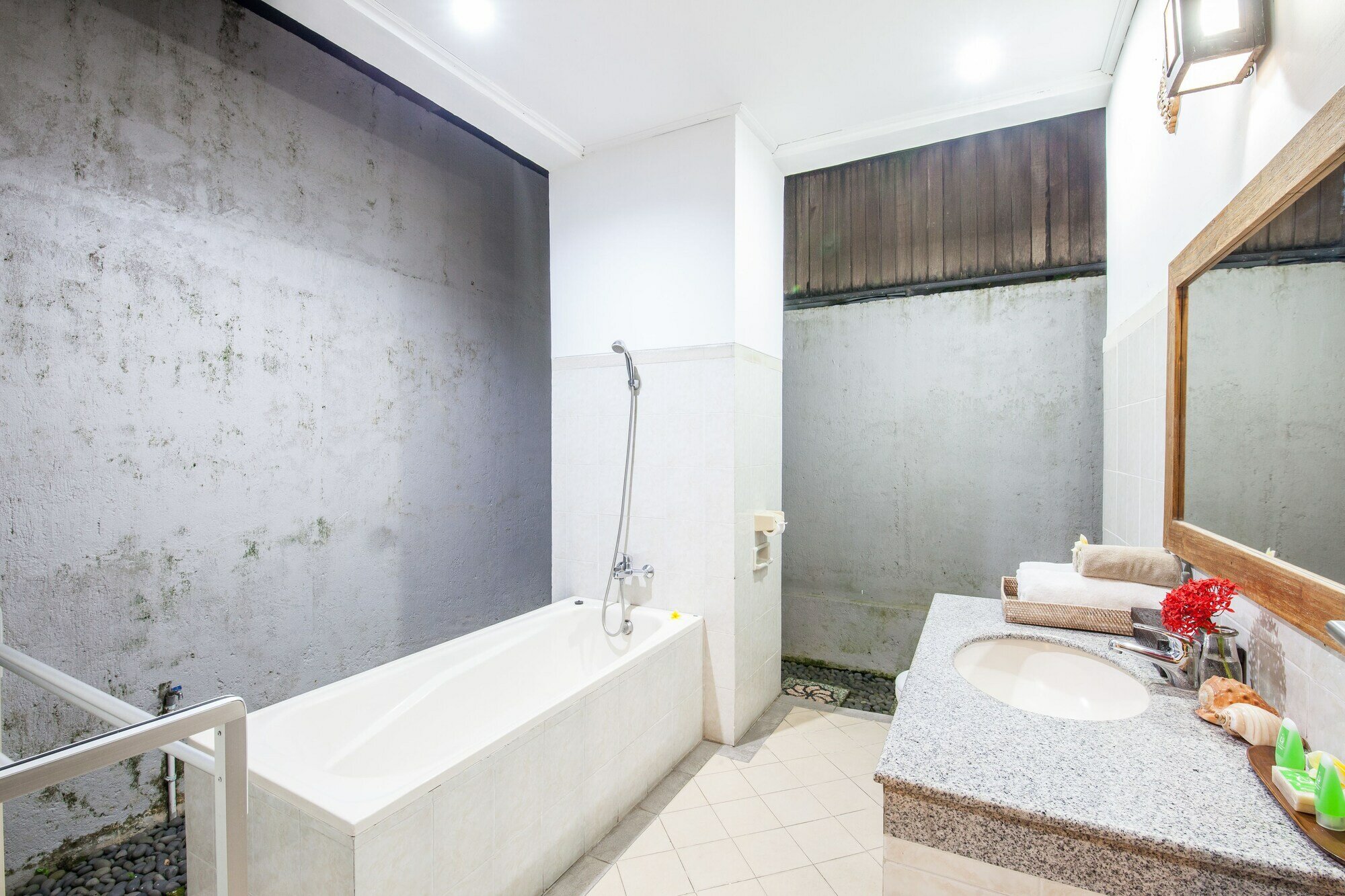 Фото Surya Mas Villa