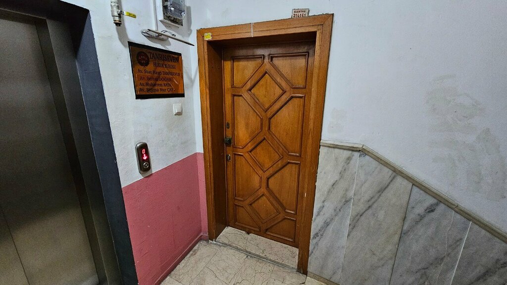 Attorney AV. Seyma Nur Cay, Adana, photo