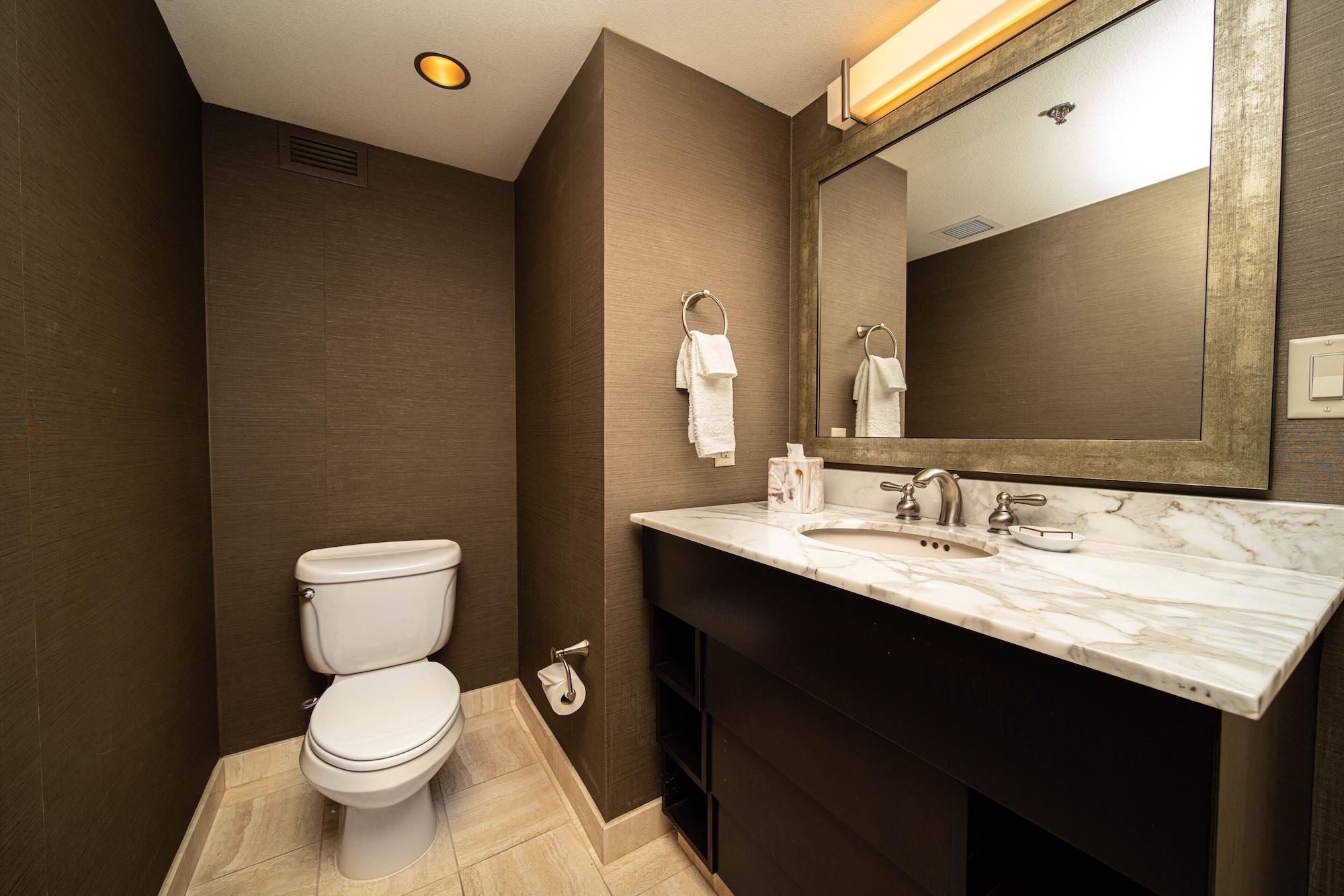 Фото Reno Suites