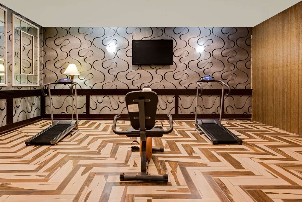 Фото Madison Hotel Boardwalk