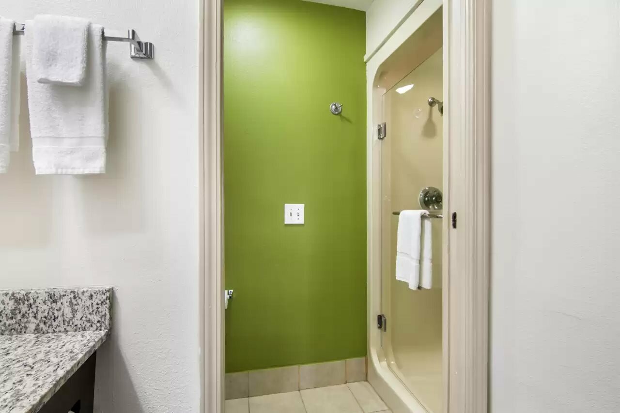 Фото Sleep Inn near The Avenue