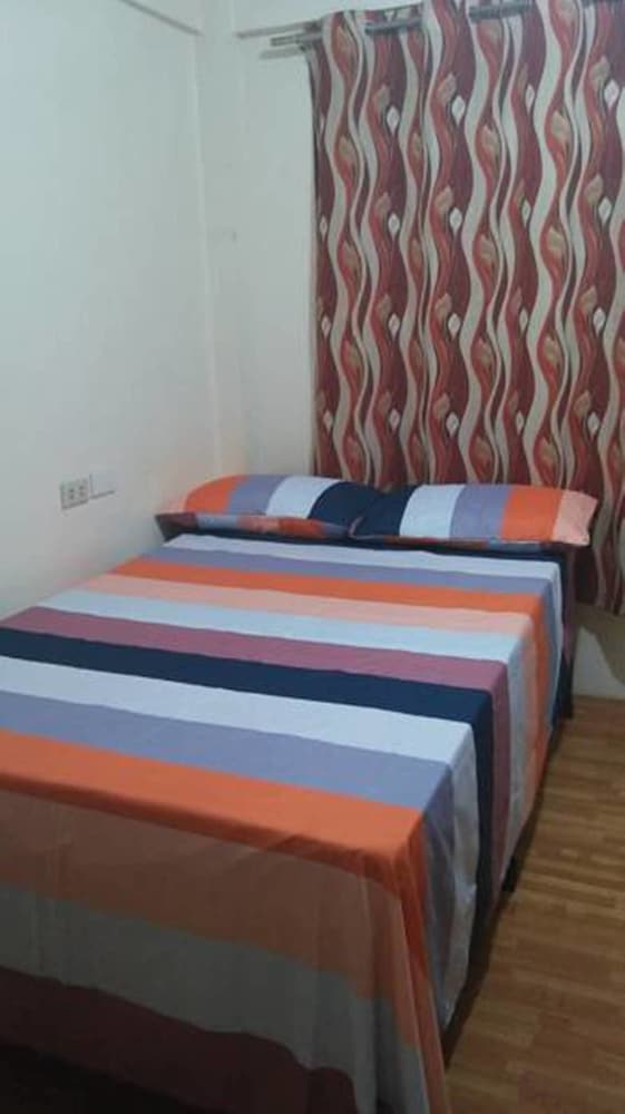 Фото Budget Studio Unit in Makati