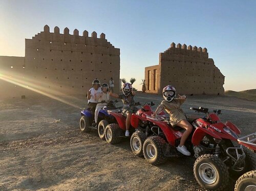 Гостиница The White Camel Lodge