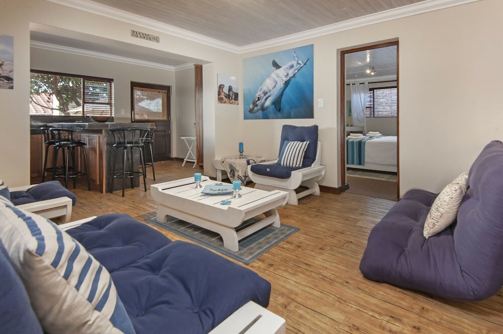 Фото White Shark Guest House