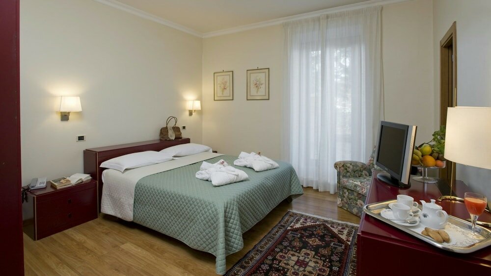 Фото Albergo La Pace