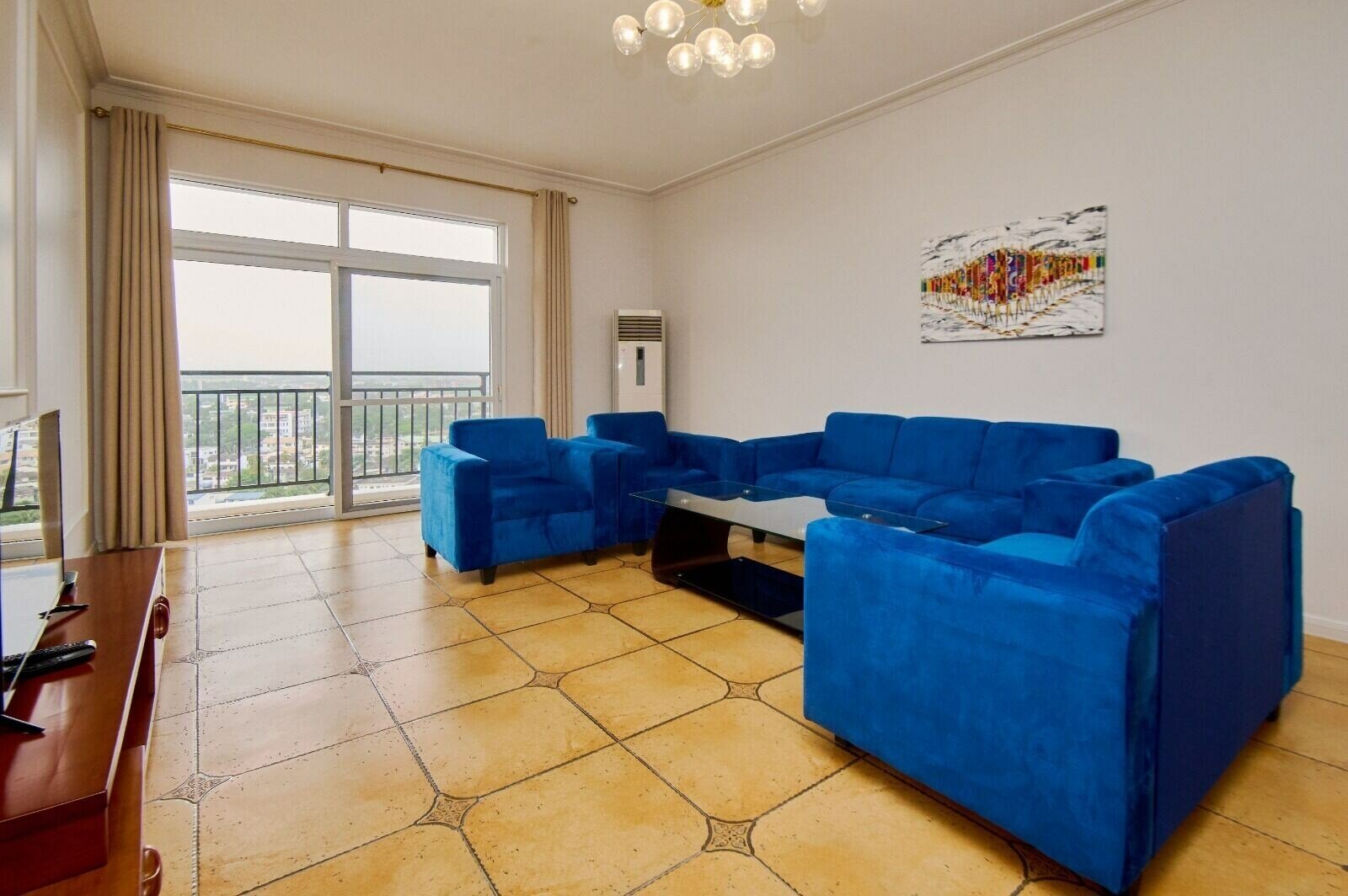 Фото Chateau Towers Hotel Apartment