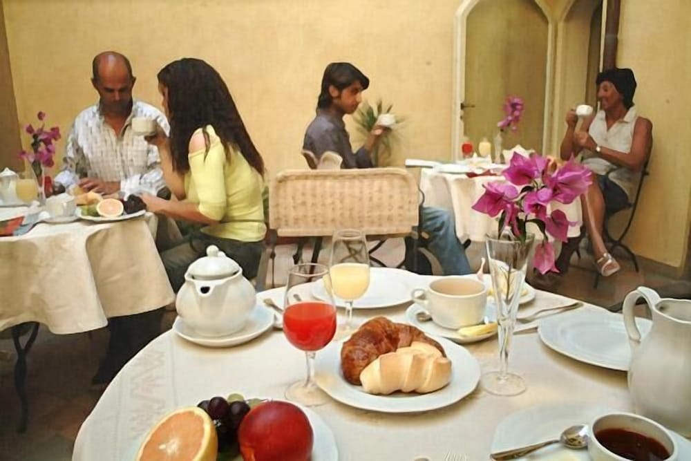 Фото Corte Fiorita Albergo Diffuso