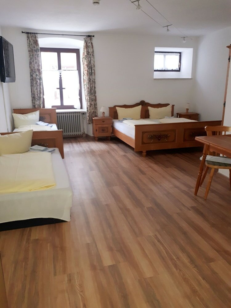 Фото Gasthof zum Rassen